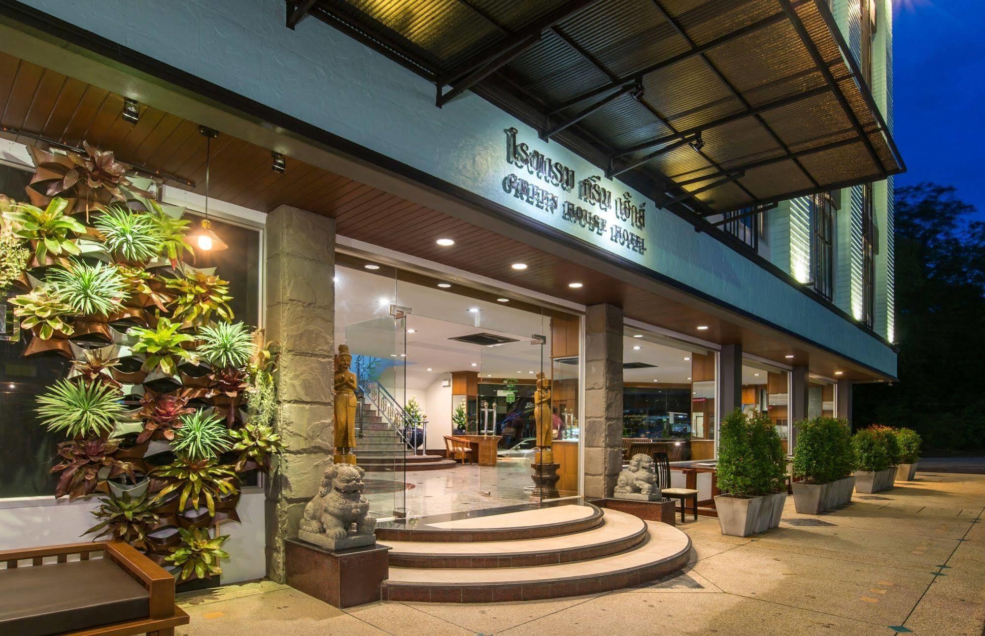 Green House Hotel Krabi town Exteriör bild