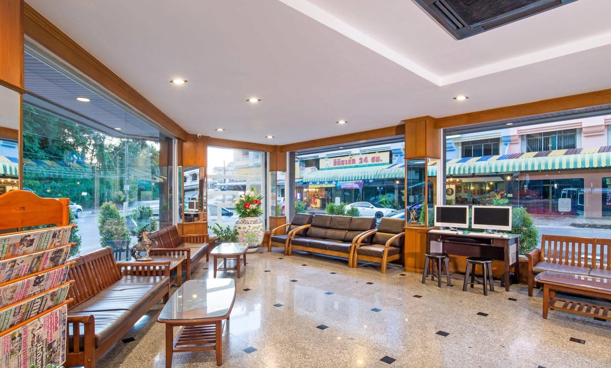 Green House Hotel Krabi town Exteriör bild